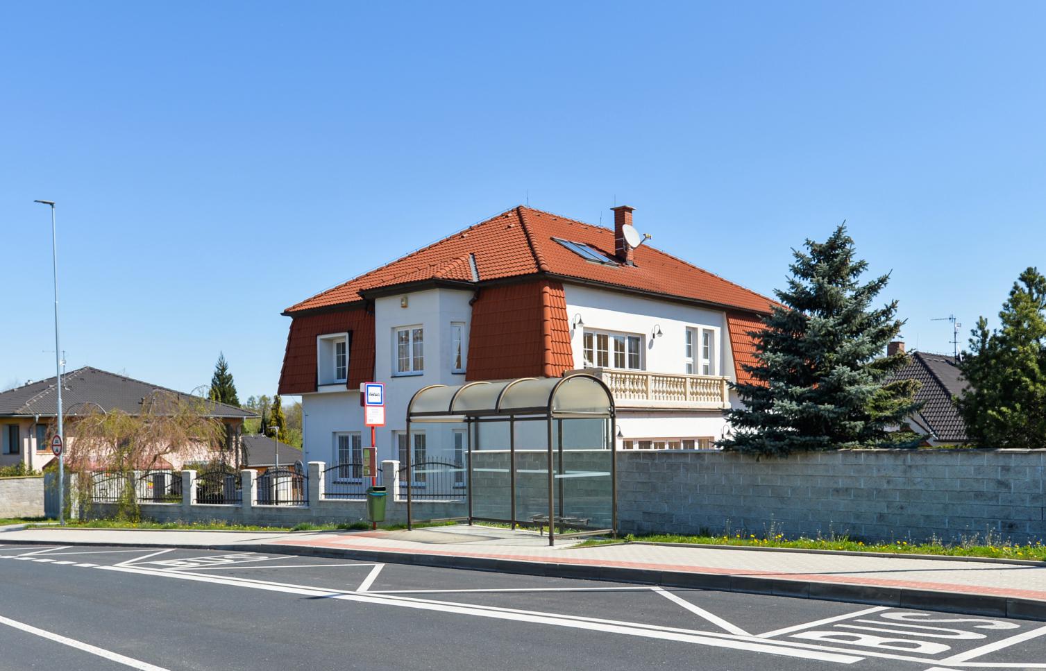 HOUSE FOR RENT, street U Komárova, Průhonice