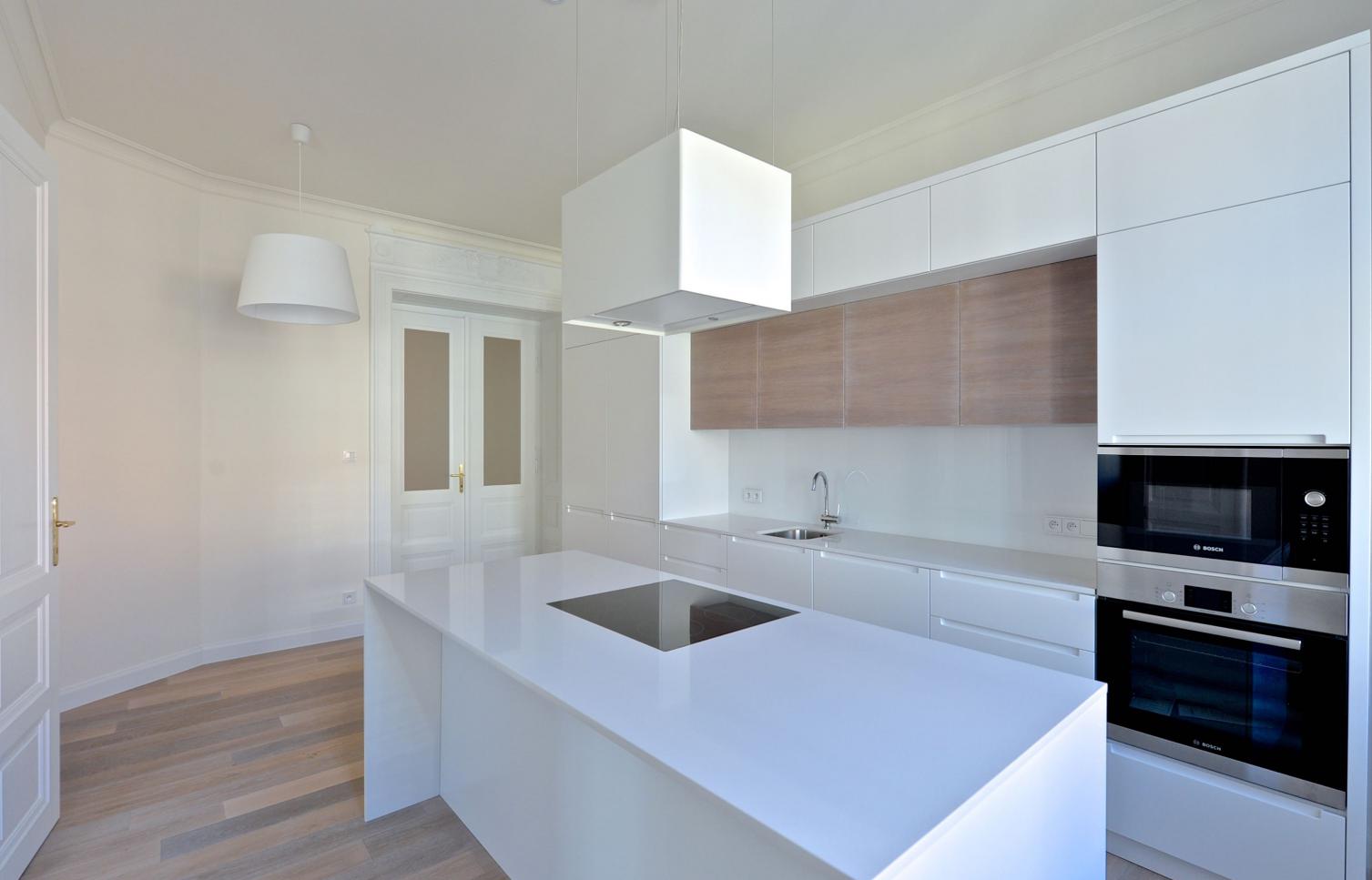 BYT K PRONÁJMU, Náměstí Jiřího z Poděbrad, Praha 3 - Vinohrady