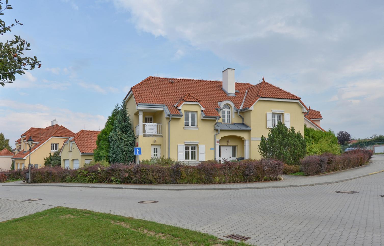 MODERN HOUSE FOR RENT,  Praha 6  - Nebušice