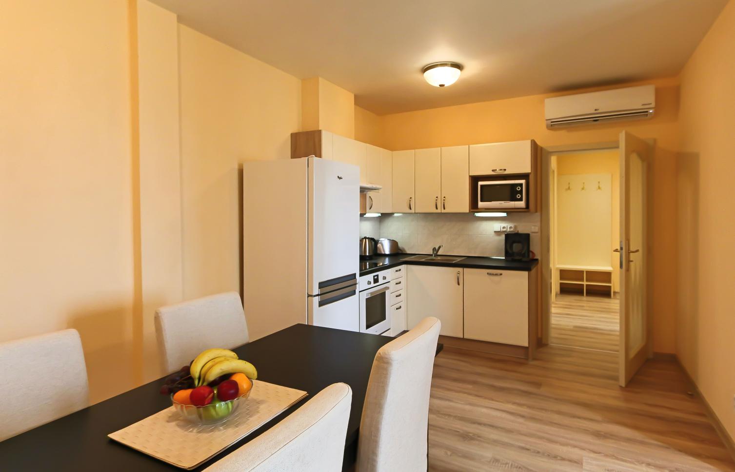 BYT K PRONÁJMU, ul. Máchova, Praha 2 - Vinohrady