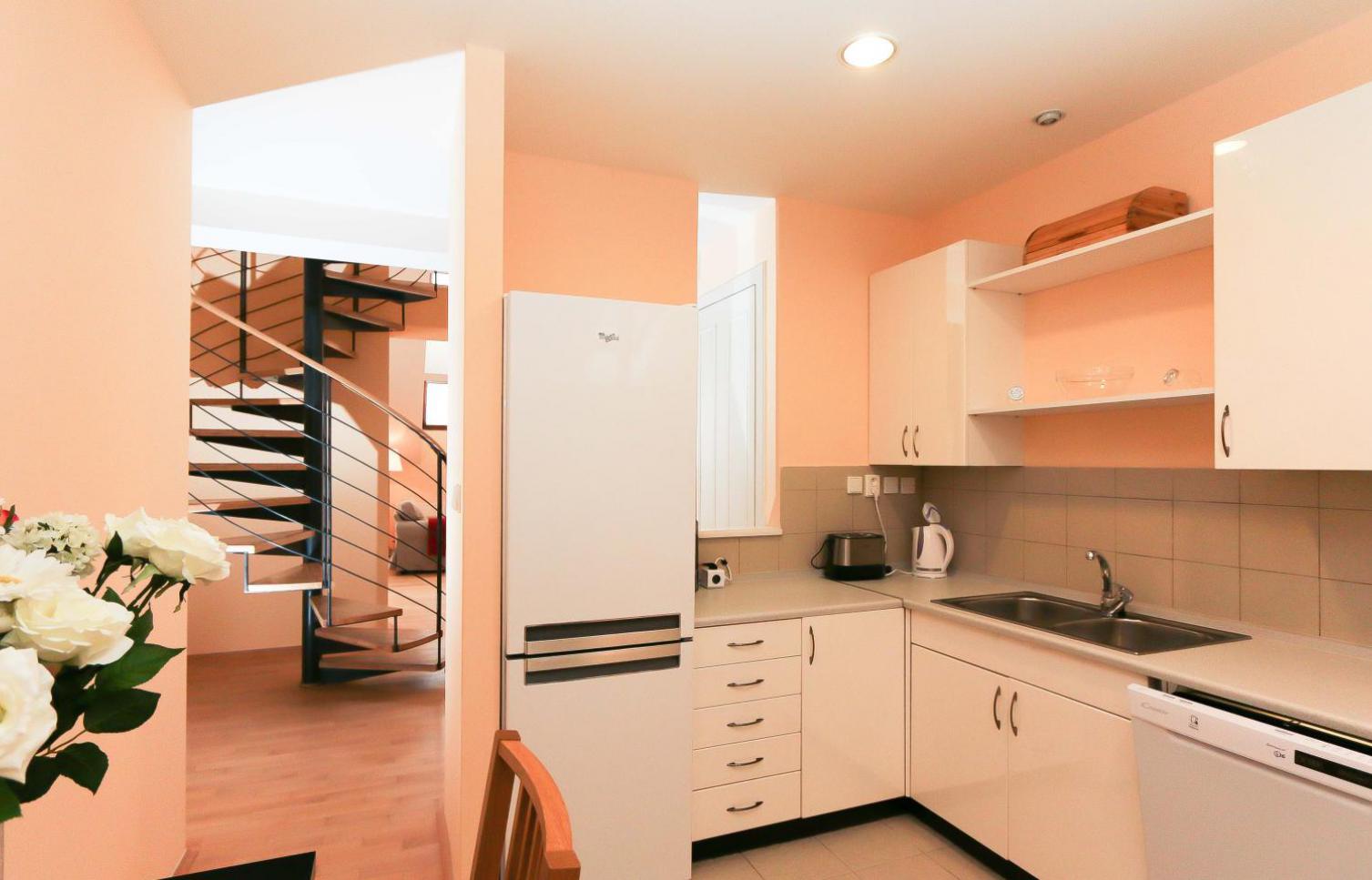 BYT K PRONÁJMU, ul. Belgická, Praha 2 - Vinohrady