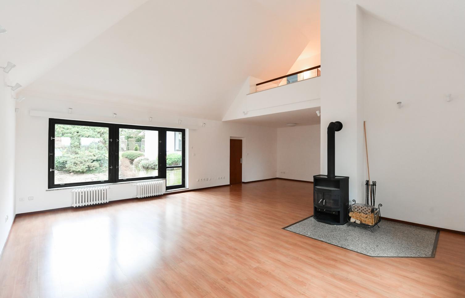 DŮM K PRONÁJMU, ul. Ke Hrádku, Praha 4 - Kunratice